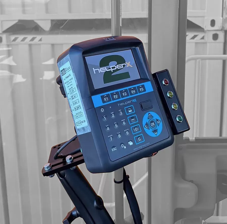 applicazioni-reach-stacker-1-strumento-helperxe-con-indicazione-luminosa-a-led